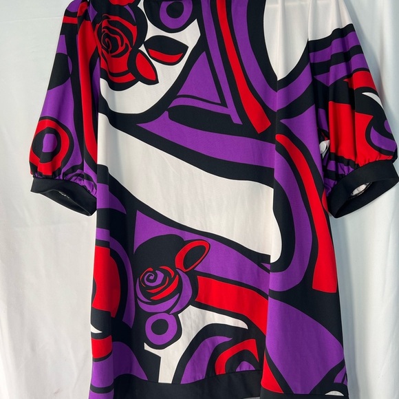 Nygard Collection XL (18-20) Abstract Print Blouse with Beaded Neckline - Picture 5 of 11